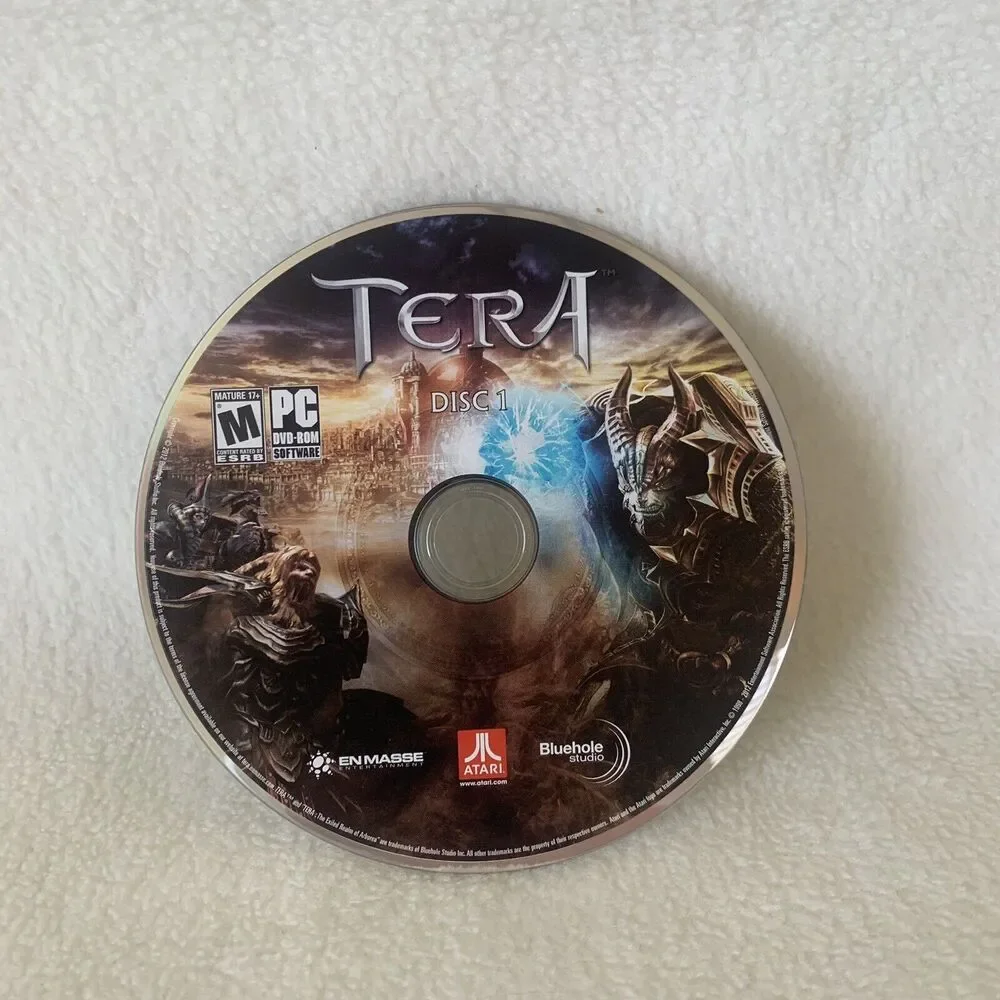 Tera (PC, 2012)‎ Complete in Box with Manual and All 3 Clean Discs CIB